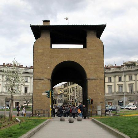 Porta Santa Croce Florence Exterior photo